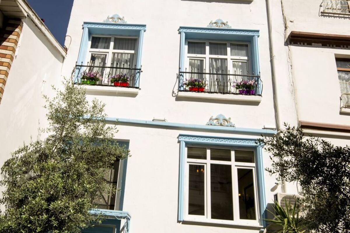 Seyfi Bey Apartment *